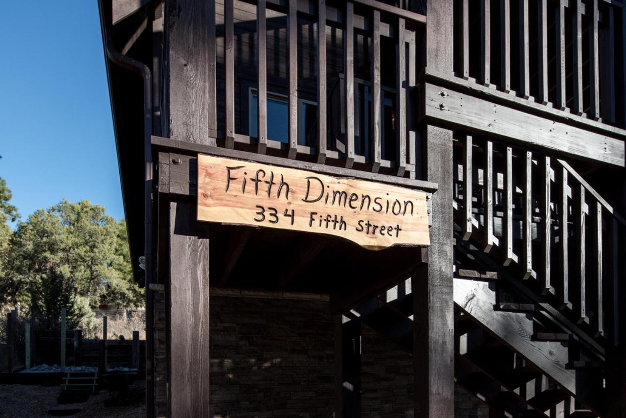 Fifth Dimension, 2 Bedrooms, Wifi, Hot Tub, Game Table, Grill, Sleeps 4 ルイドソ エクステリア 写真